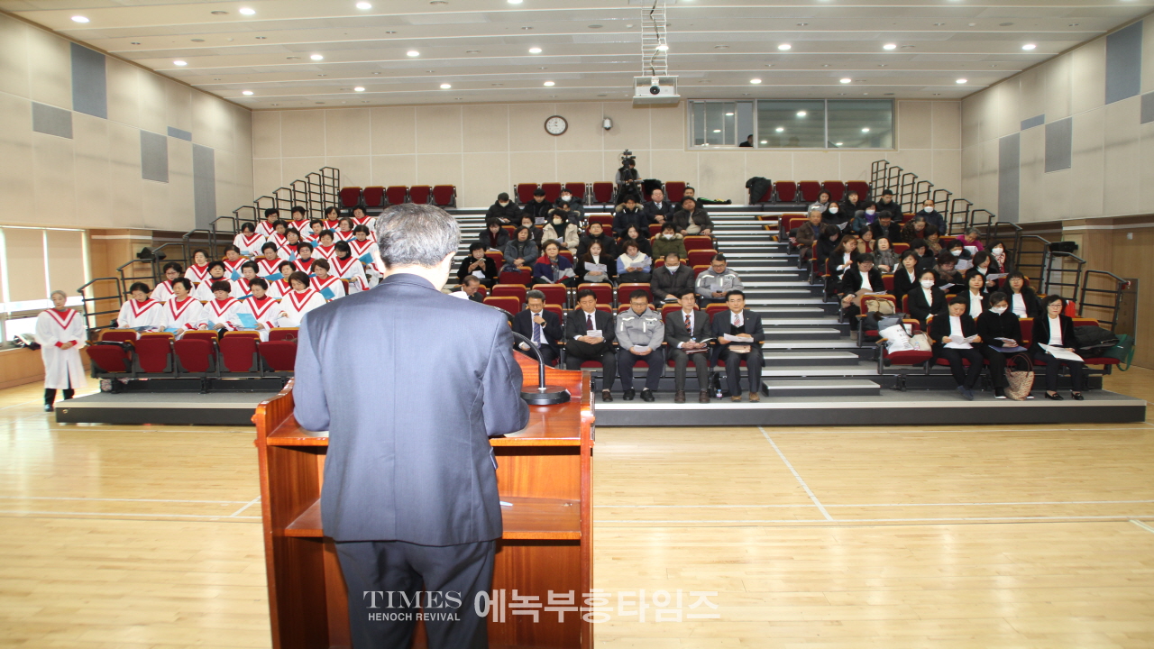 안양만안경찰서 경목위원회와 기독신우회 성탄 축하예배 드려.