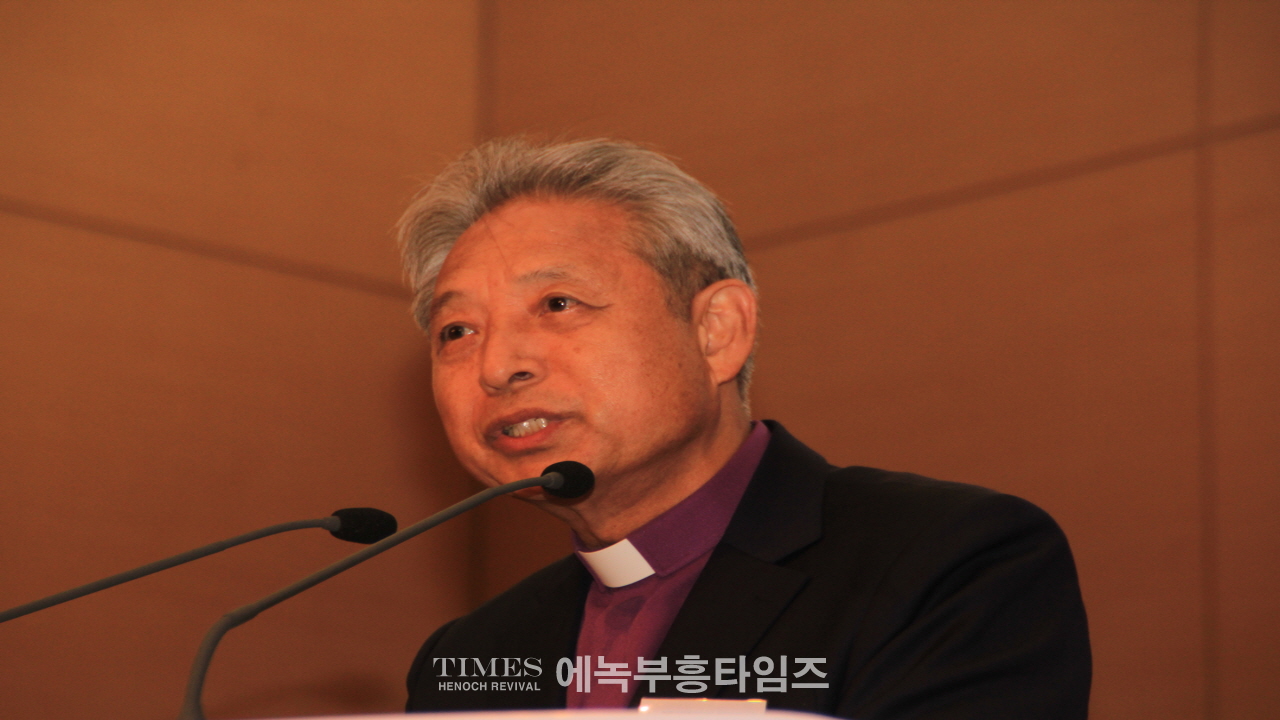 한교총 제7회 총회 개최, 신임 대표회장에 장종현 목사 추대.
