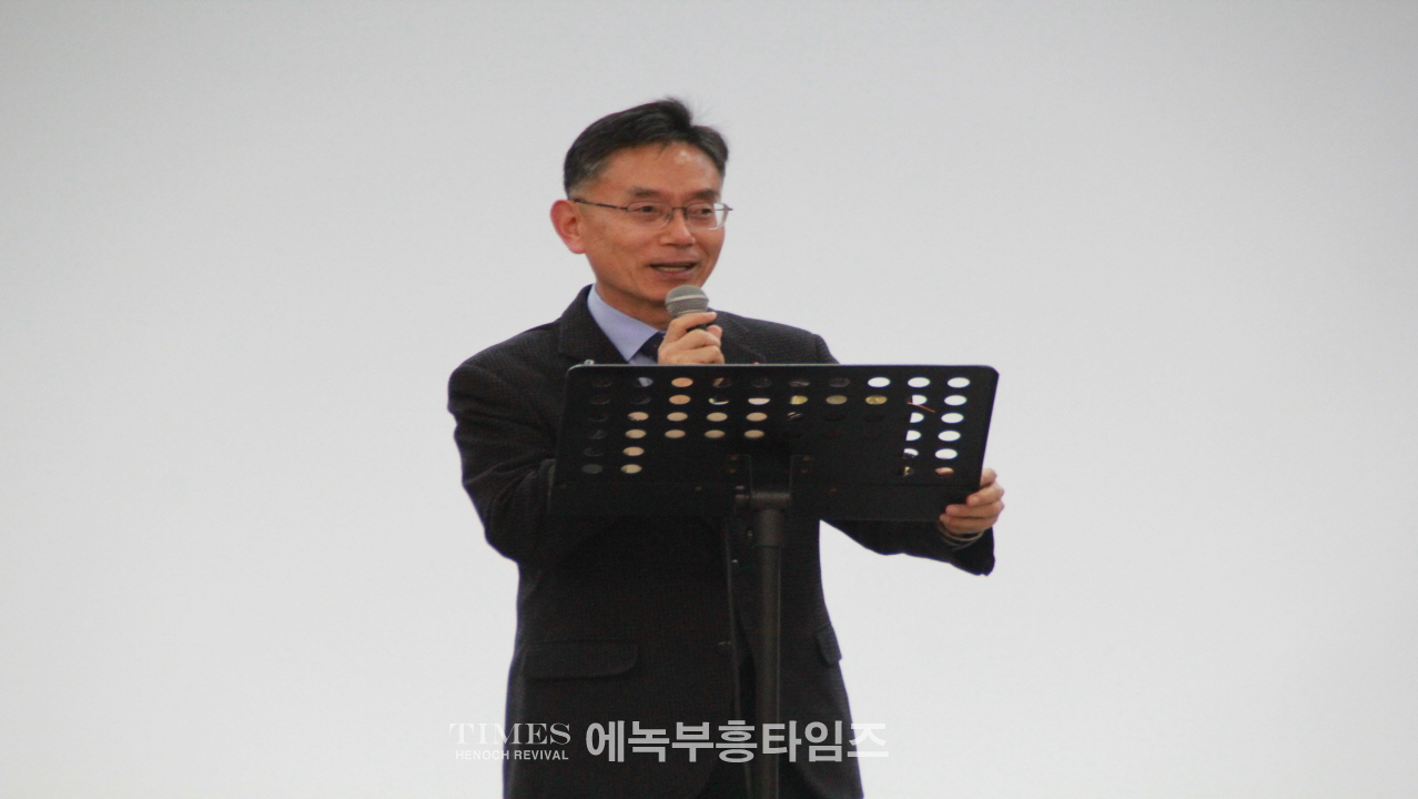 인천서구기독교연합회 성탄트리 점등식 가져.