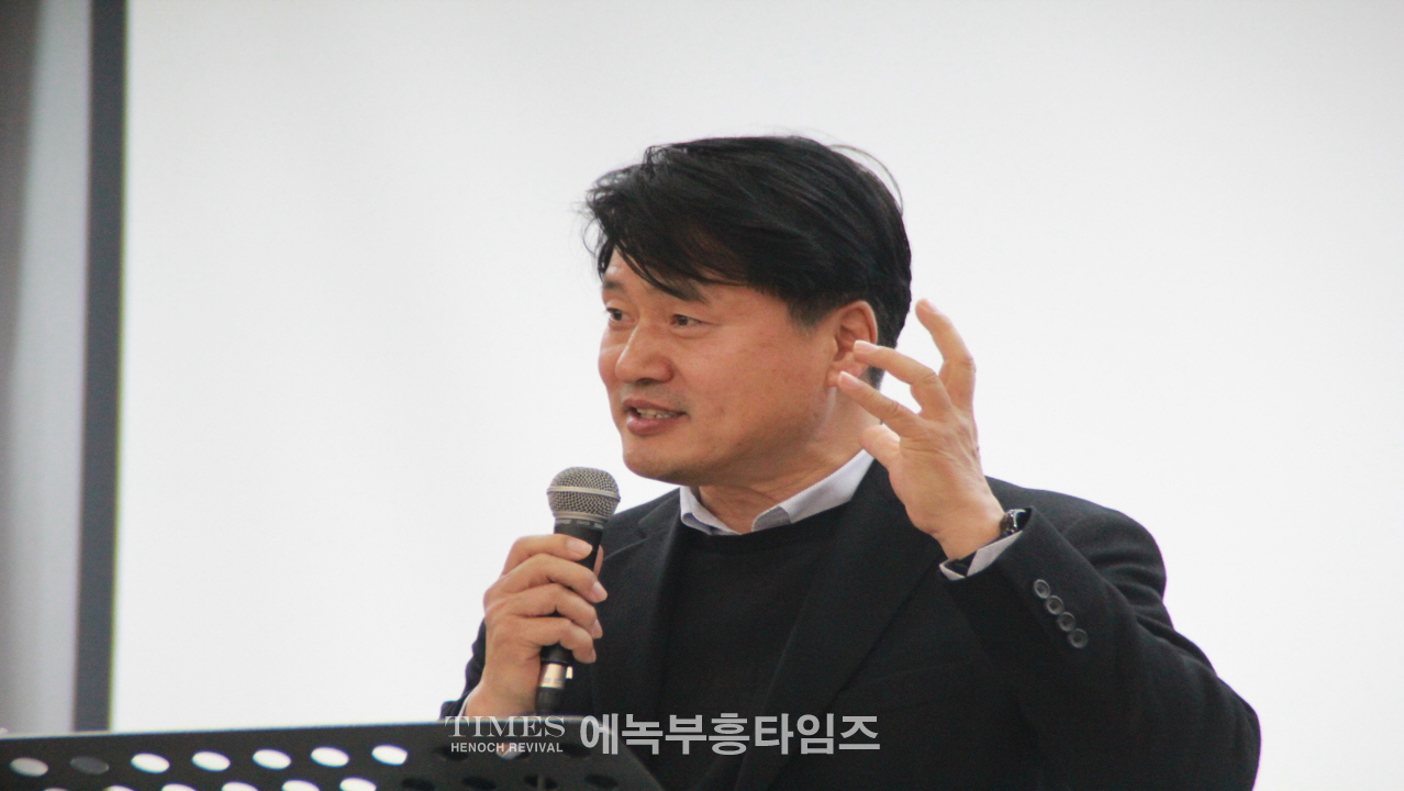 인천서구기독교연합회 성탄트리 점등식 가져.