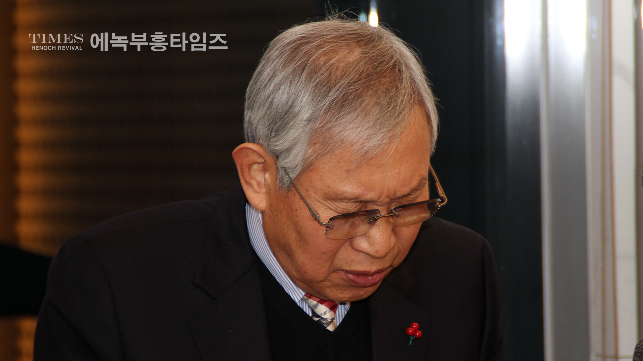 주승중 인기총회장, 증경회장단과 간담회서 인기총 연합과 제4차 국제로잔대회 적극 협렵 요청해.