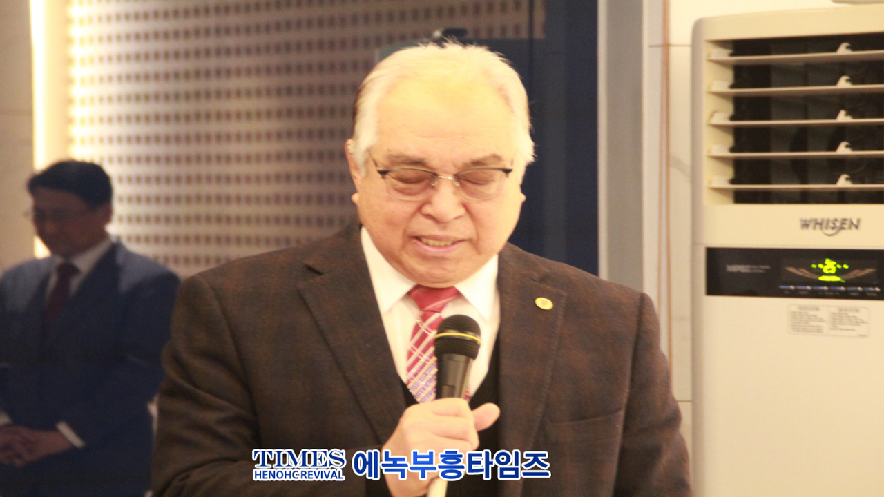 주승중 인기총회장, 새해 총연합장로회 증경총회장단과 간담회 갖고 복음 증거 사역에 함께 힘써줄 것을 부탁해.