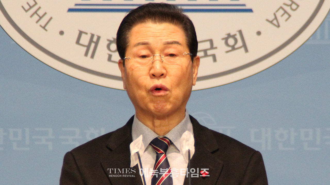수기총, 최재영 목사의 몰카 영상은 4.10총선을 위한 대남공작인가? 국회소통관서 기자회견 가져.