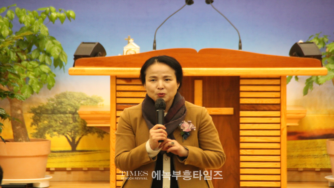 송일현 목사, 강동구교회연합회 제36대 대표회장에 취임하고 600여 교회를 대표해 복음사명과 나눔실천에 총력을 다하겠다고 다짐해.