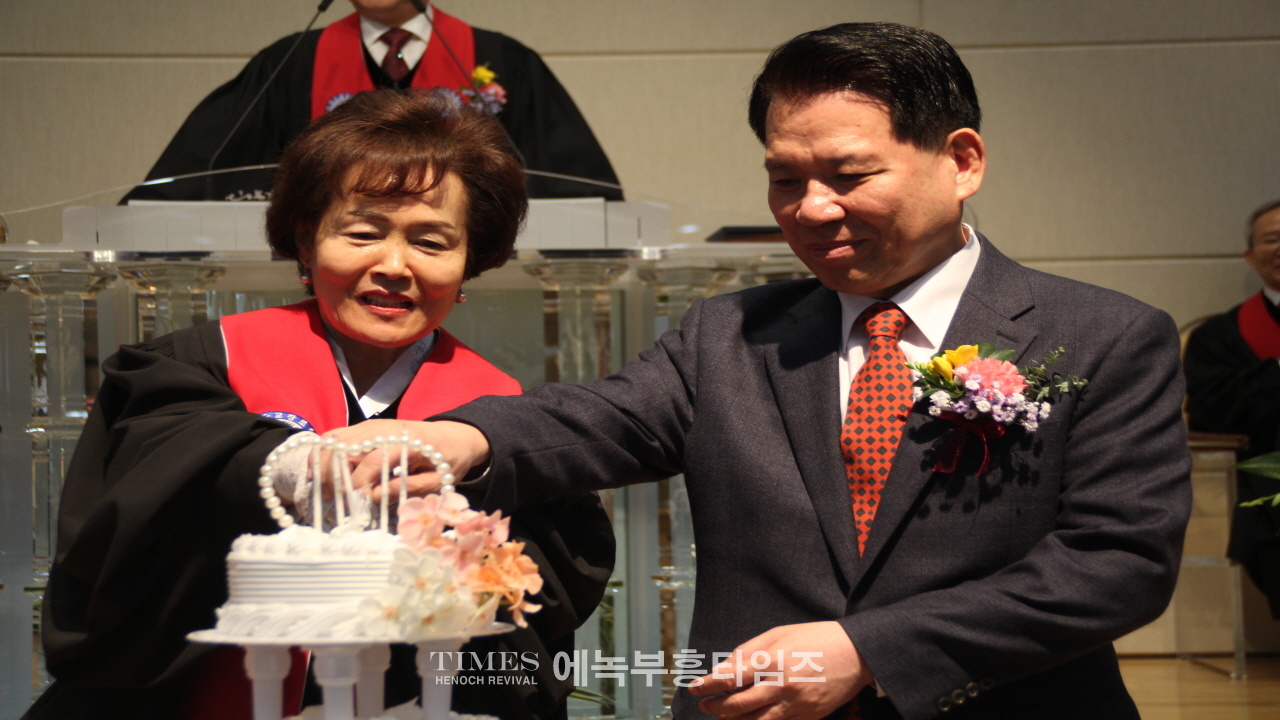 고희인 목사, 대한예수교장로회총회(합동개혁) 중앙노회서 목사안수 받고 남은생애 주와 복음위해 더욱 헌신해.