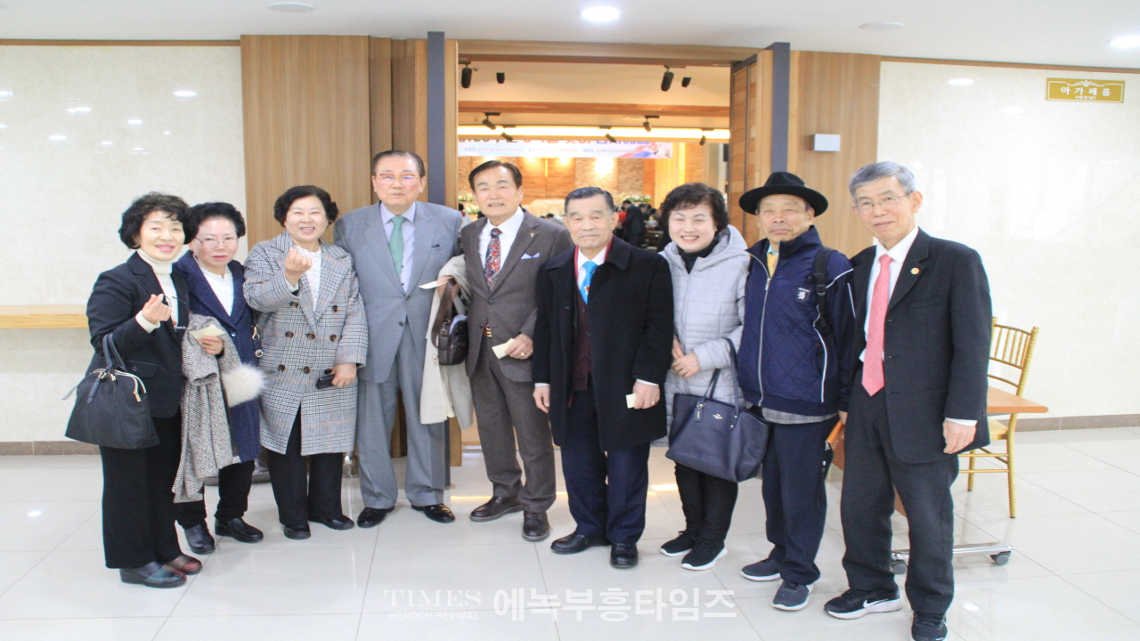 사)한국원로목사총연합회, 기도하는 개인과 가정, 교회, 나라와 민족은 망하지 않는다.