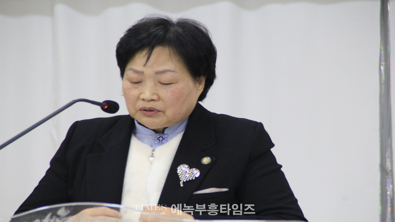 대한독립만세 8천만이 하나로, 월드기독교총연합회 105주년 3.1절 기념 연합성회 가져.