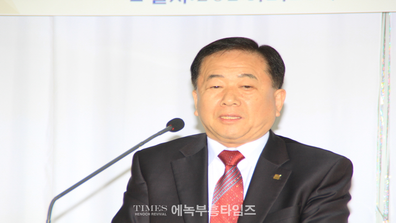 대한독립만세 8천만이 하나로, 월드기독교총연합회 105주년 3.1절 기념 연합성회 가져.
