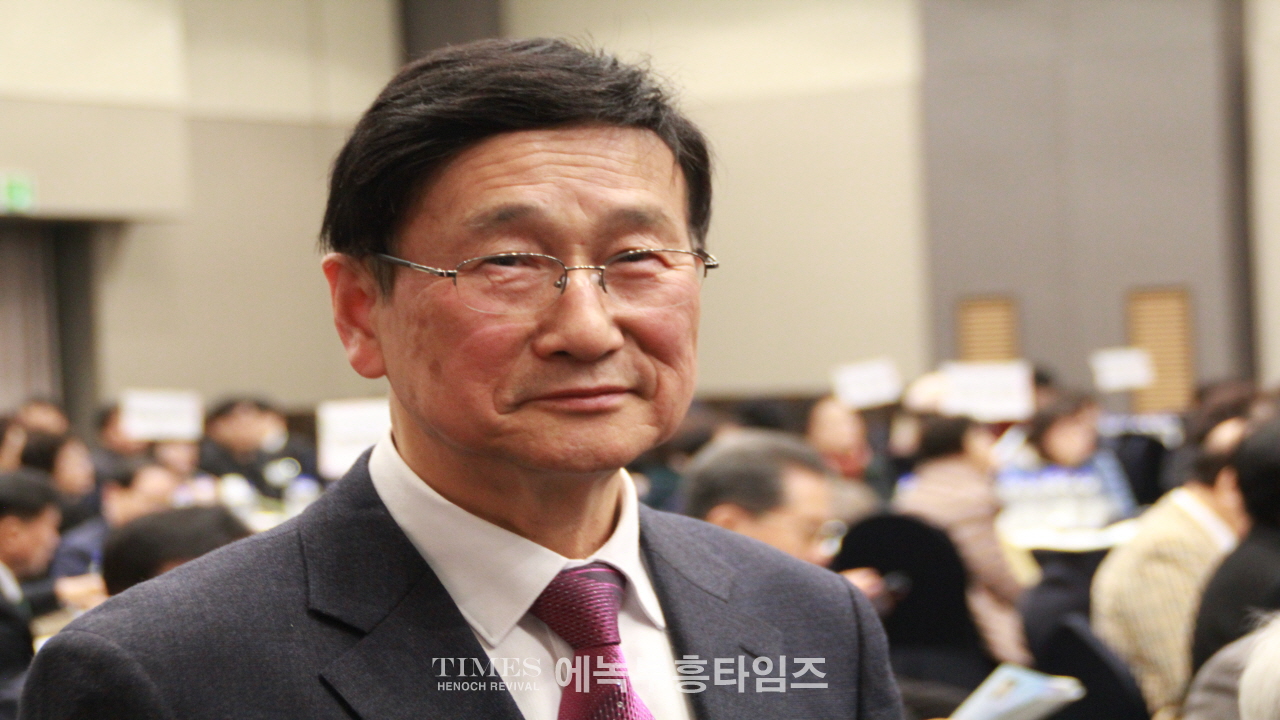 인천기독시민, 교회위기대책위한 자유포럼 및 기자회견 갖고 교회위기대처 방안 논의해.