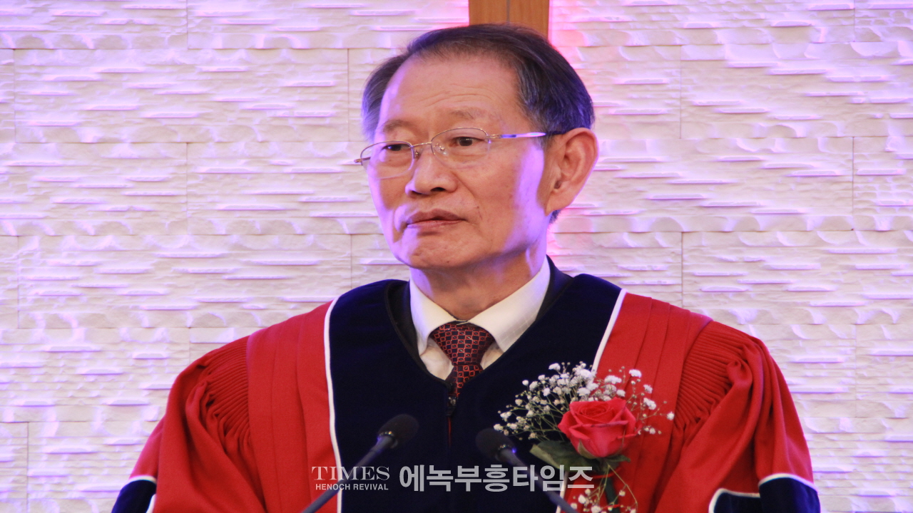 임마누엘선교교회(예장,합동해외총회 서북노회) 이전 및 장로 임직 예배하다.
