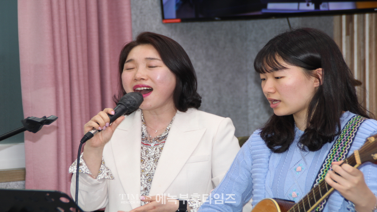 (사)한국기독교보수교단협의회 예수 부활 감사예배 드려.