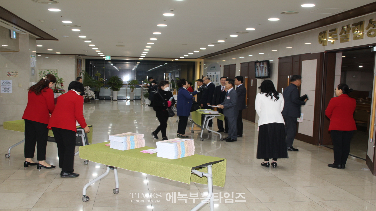 인천광역시기독교총연합회 부활절새벽연합예배 드려