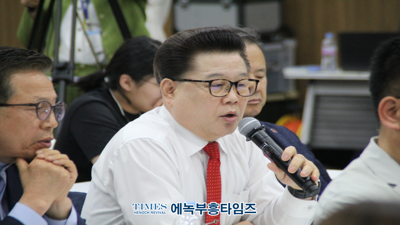 수기총, 150만 학생, 4천여 학교, 10만여 교사를 책임질 ‘학생구성원의권리와책임에 대한 조례(안)’ 토론회 불공정함 강력히 항의해.