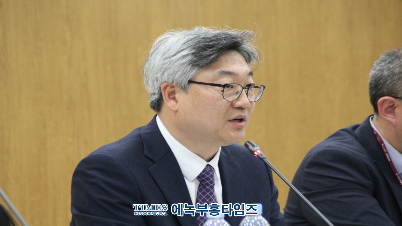 경기도교육청, 경기도교육청 학교 구성원의 권리와 책임에 관한 조례 제정(안)] 토론회 개최해.