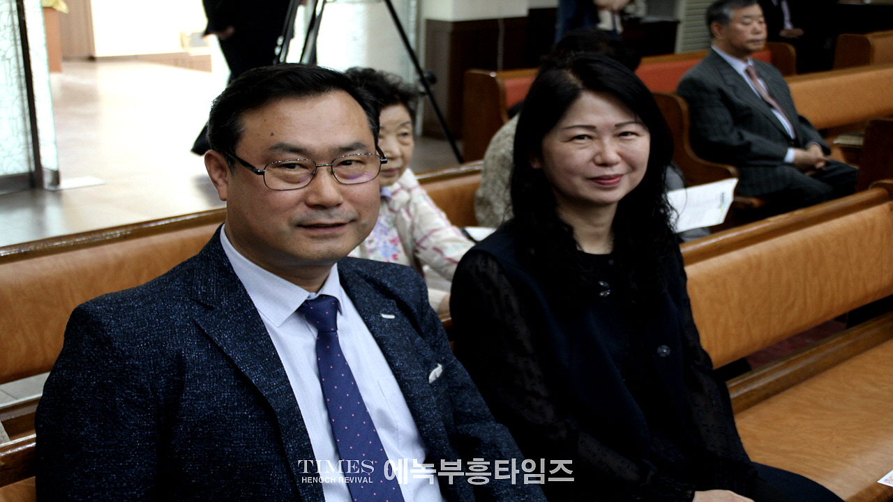 청농교회, 김갑식목사 원로목사 추대해