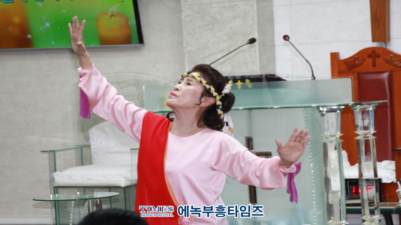 사)지선협·세밀협, 제74주년 6.25상기 구국기도대성회 열어.