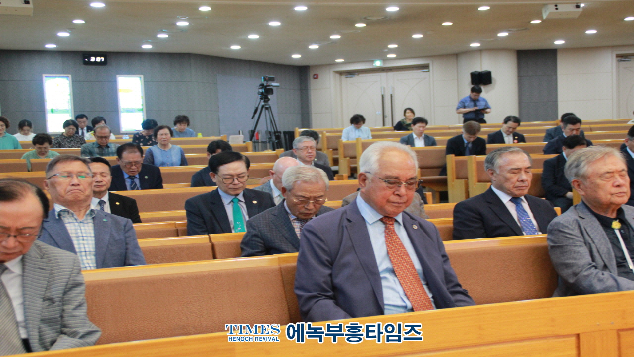 제44회기 인천광역시기독교총연합장로회, 나라와 민족을 위한 6.25구국기도회 열어.
