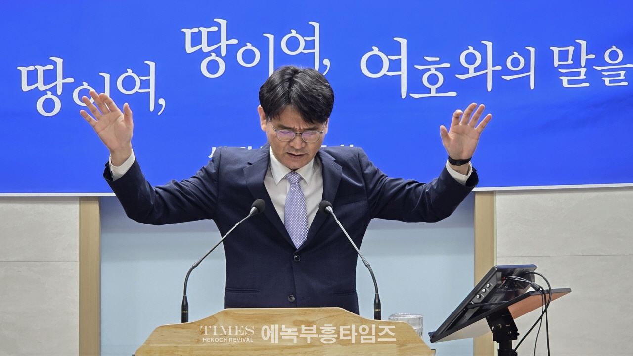 조각목교회, 금요기도회를 통해 연합하여 지역교회 보듬어.