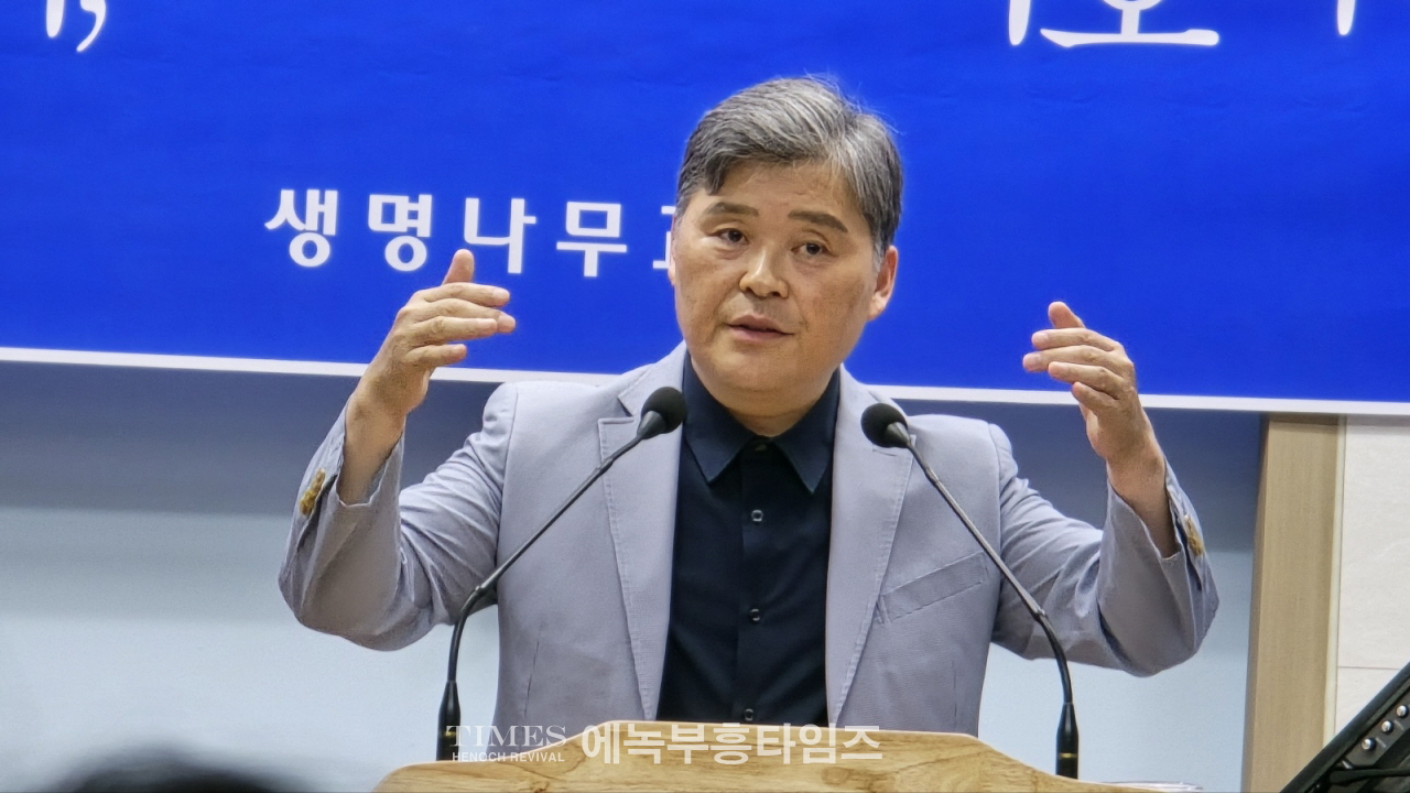 조각목교회, 금요기도회를 통해 연합하여 지역교회 보듬어.