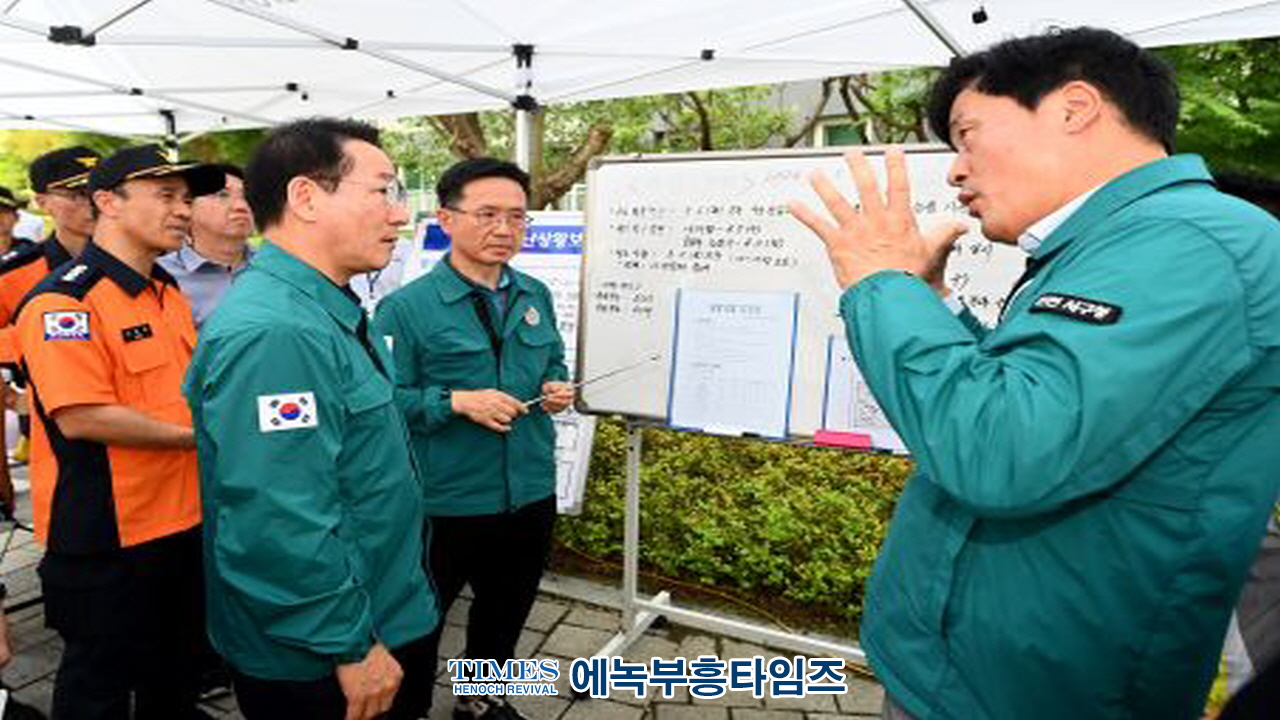 유정복 시장, 서구 청라동 아파트 화재 현장 및 임시거주시설 방문