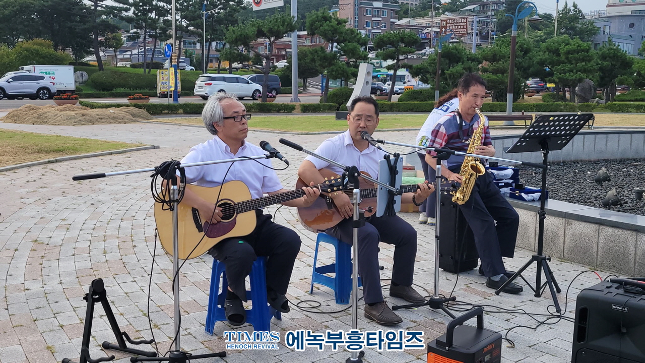 국토 최북단에 세운 거룩한방파제, 하루 평균 20~30km 도보 행진 약 432km 여정 마무리