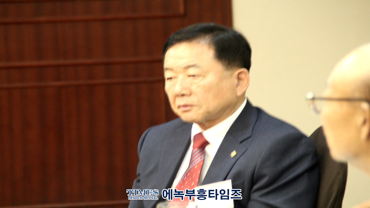 한국교회200만연합예배및큰기도회 조직위원회, 교단장‧총무 초청 간담회 가져.