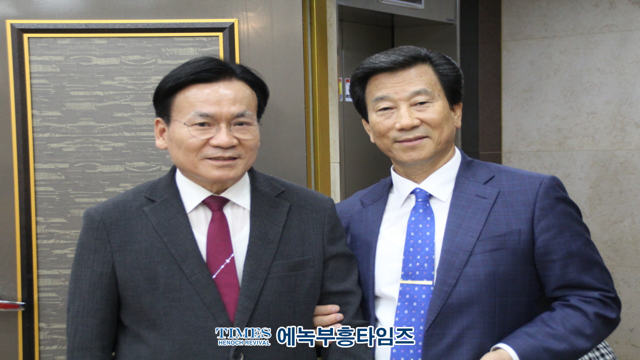 (사)한국기독교부흥협의회 전교인 여름성회 및 나라사랑 8.15 구국 기도회 은혜 가운데 마쳐