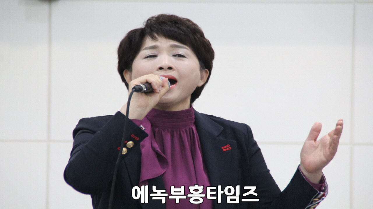 제79주년 광복 기념 및 한기보 45주년 기념 제2회 국제 찬양제 은혜와 감동 속에 마쳐.