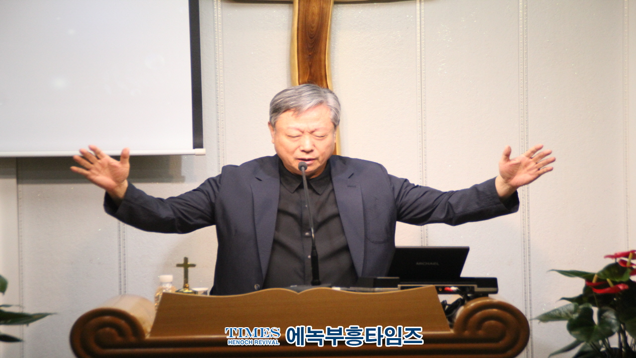인보총, 나라사랑 제79주년 8.15광복절 기념 조찬 연합예배 드려.