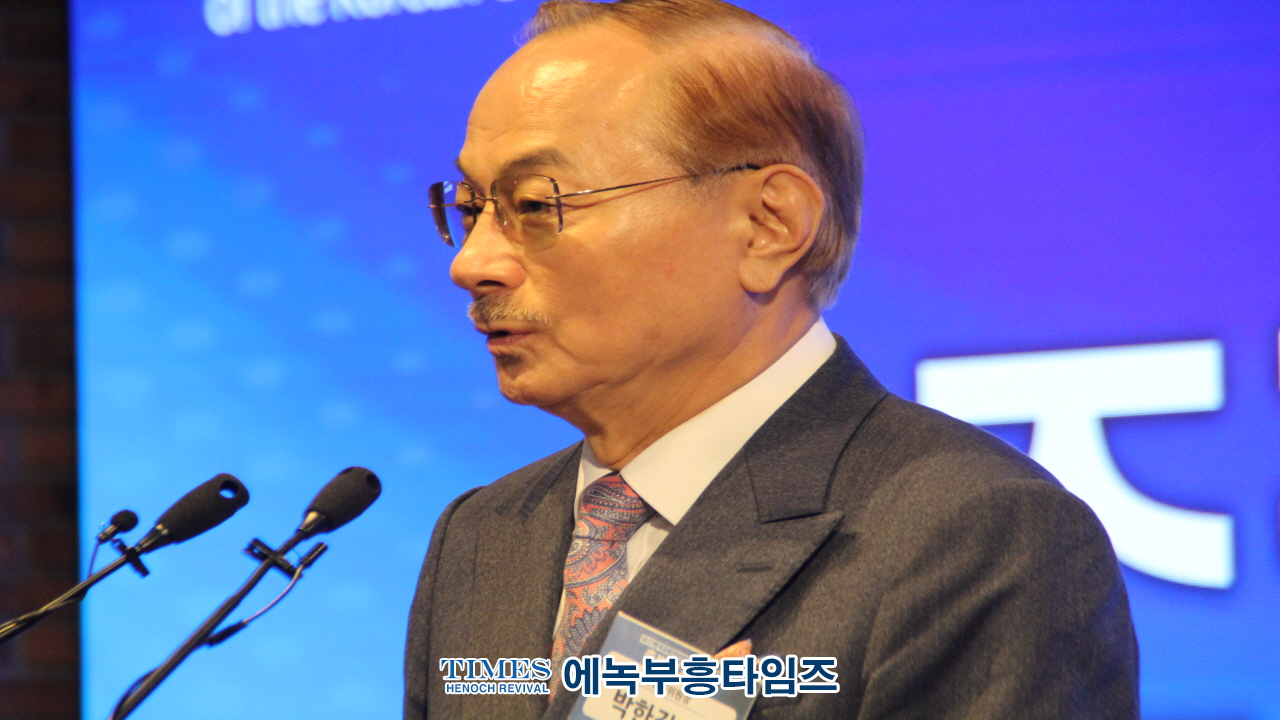 한국교회 2백만 연합예배 및 큰 기도회 조직위, 성경의 절대권위 믿고, 교회와 가정 지키길 원하는 사람들은 다 모이자