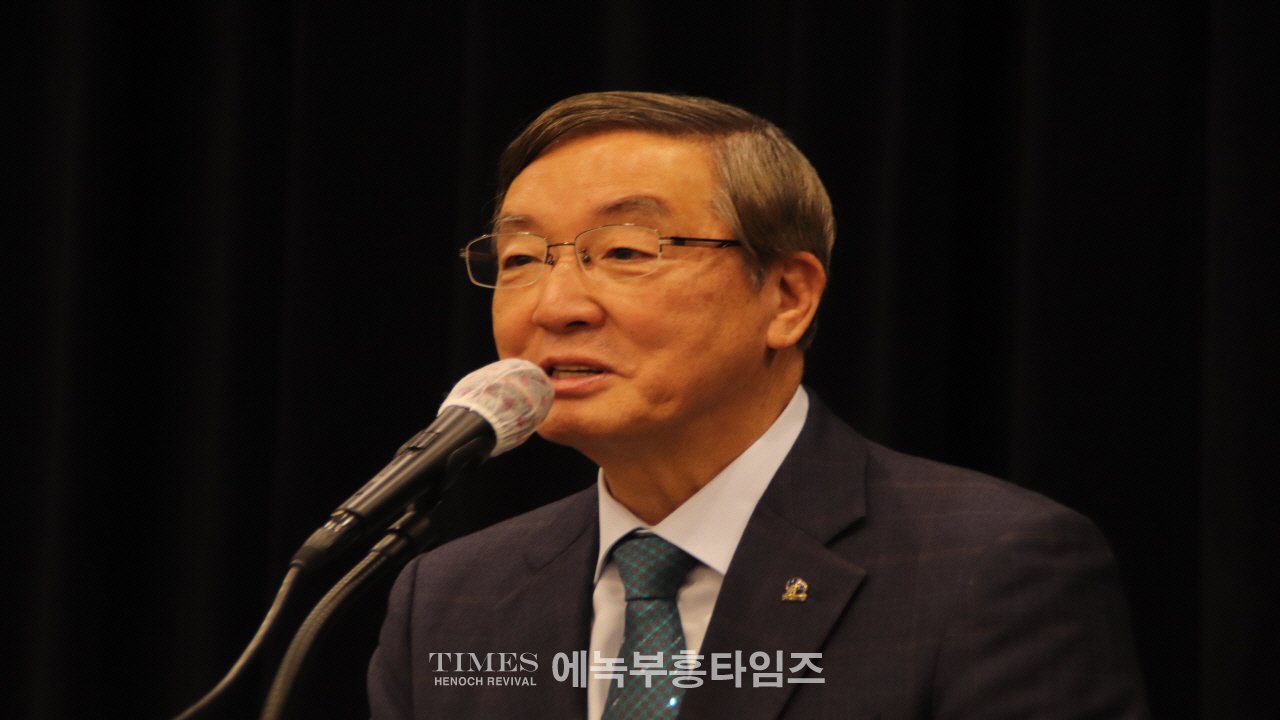 제60회 인천시민의날을 맞이하여 제43회 인천광역시 조찬기도회 가져.