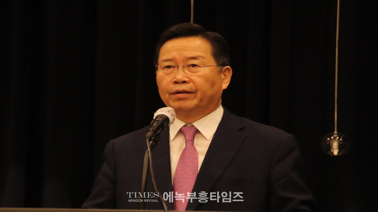 제60회 인천시민의날을 맞이하여 제43회 인천광역시 조찬기도회 가져.