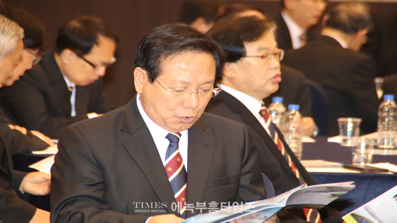 제60회 인천시민의날을 맞이하여 제43회 인천광역시 조찬기도회 가져.