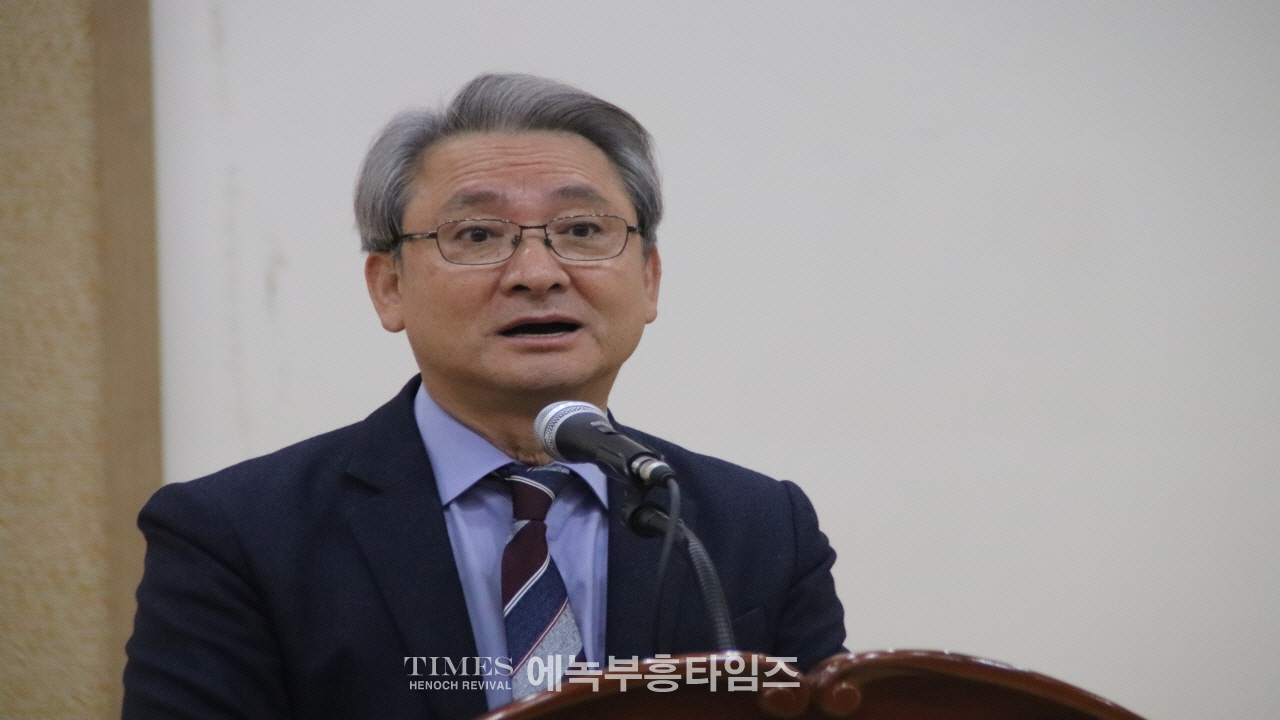 안양만안경찰서 경목위원회, 추수감사절 예배로 영광돌려.