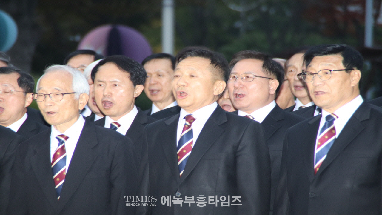 인기총, 2024성탄트리 점등식 및 시민문화축제 성황리에 개최