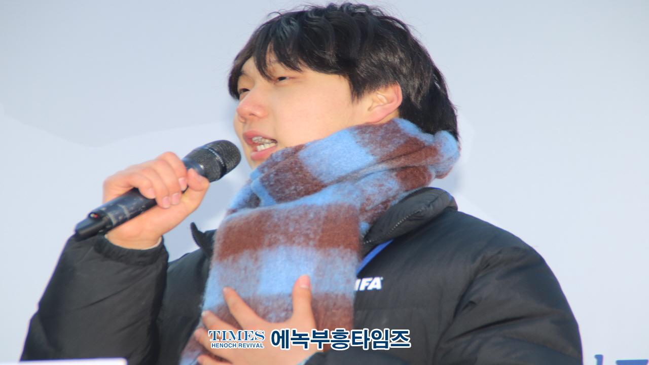 2만5천여 한국교회 성도들, 위기에 처한 대한민국을 기도로 살리는 전국적 기도 모임 가져