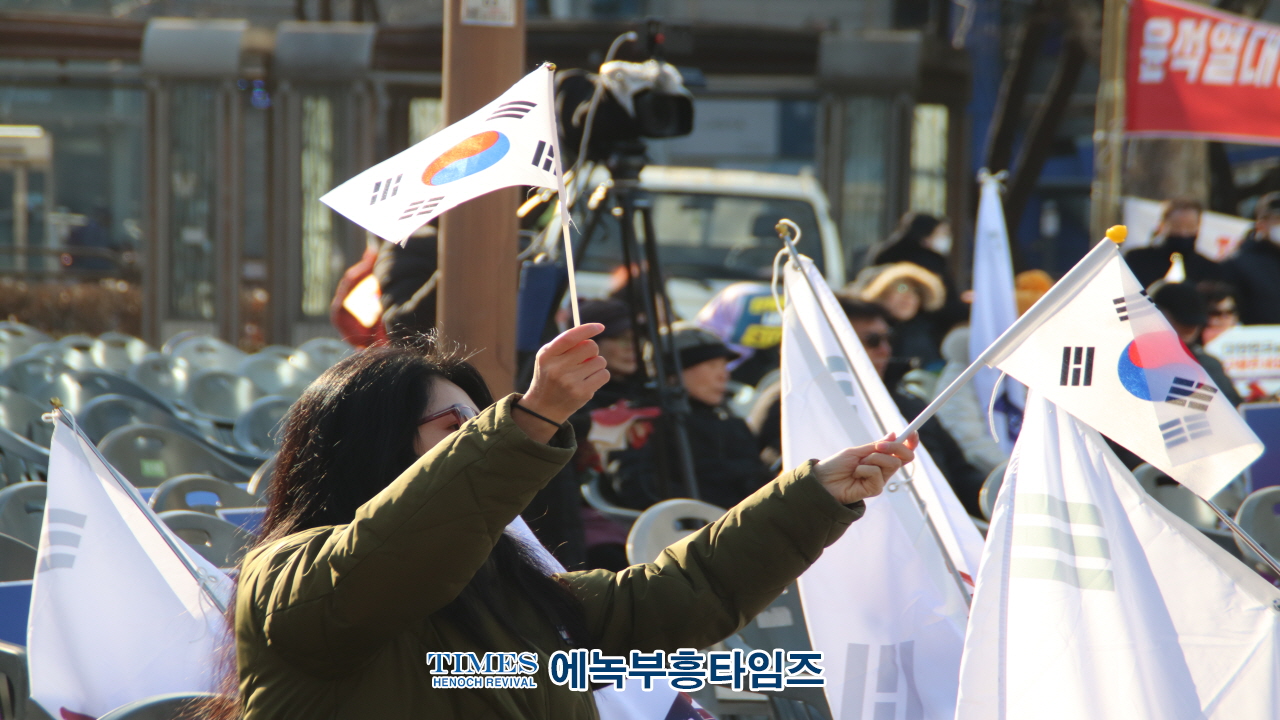 좌우를 떠나 나라살리는 일에 교회가 더이상 침묵해서는 안돼