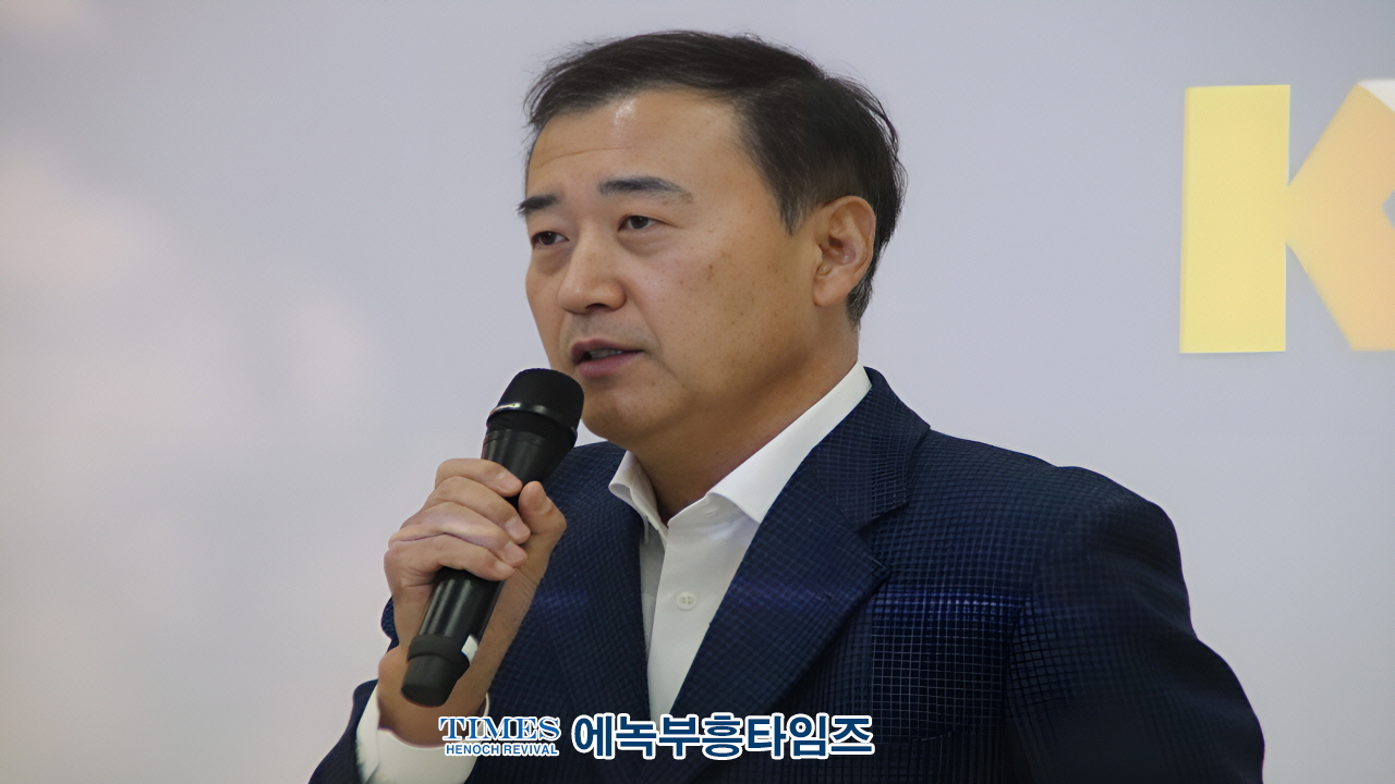 모의헌법재판에서 대통령 탄핵심판 ‘각하’…절차적 하자 결정적