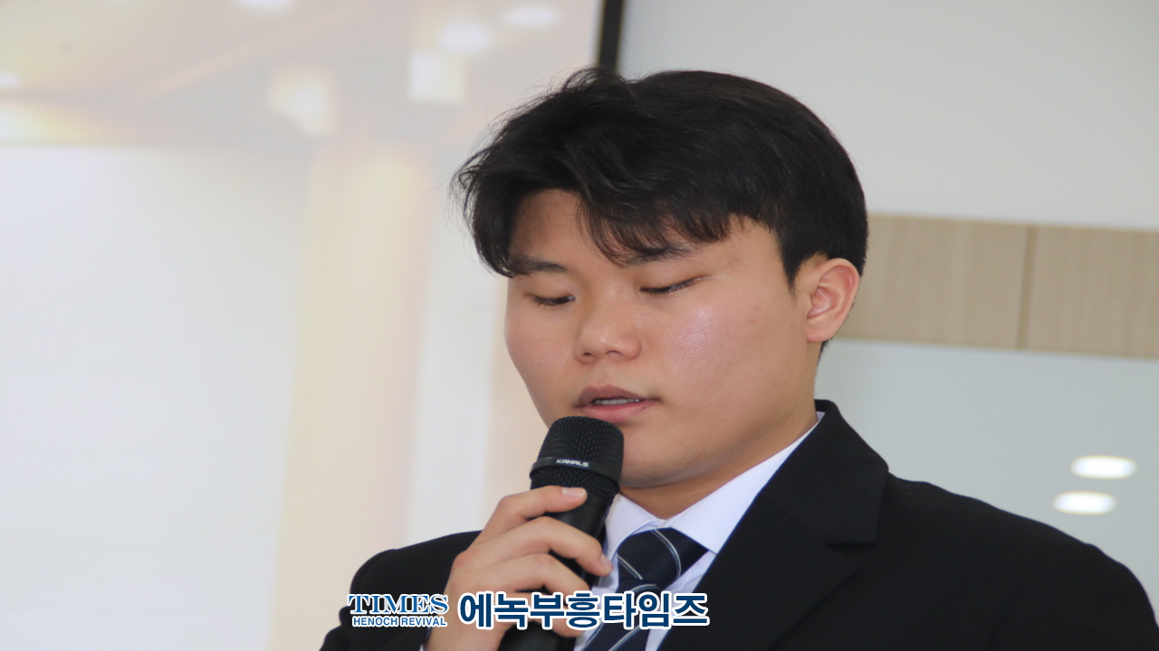 모의헌법재판에서 대통령 탄핵심판 ‘각하’…절차적 하자 결정적