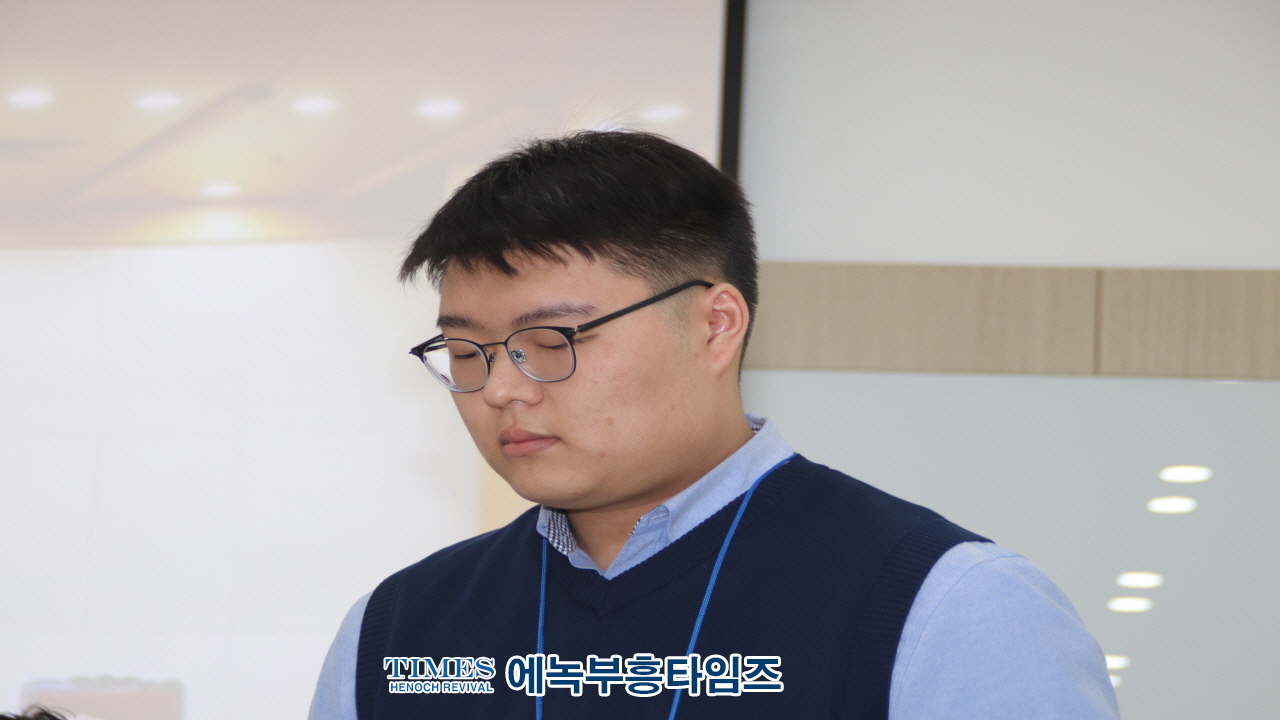 모의헌법재판에서 대통령 탄핵심판 ‘각하’…절차적 하자 결정적