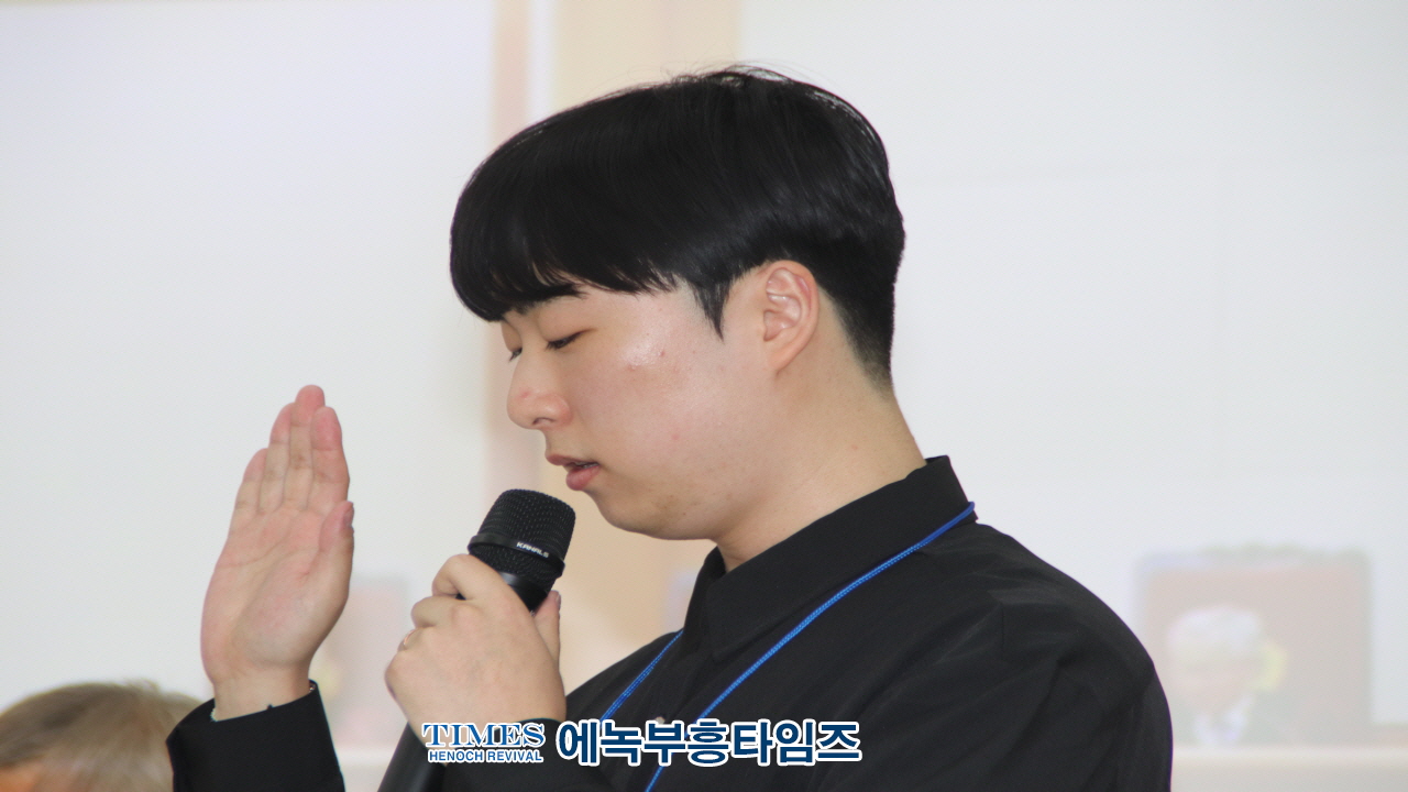 모의헌법재판에서 대통령 탄핵심판 ‘각하’…절차적 하자 결정적