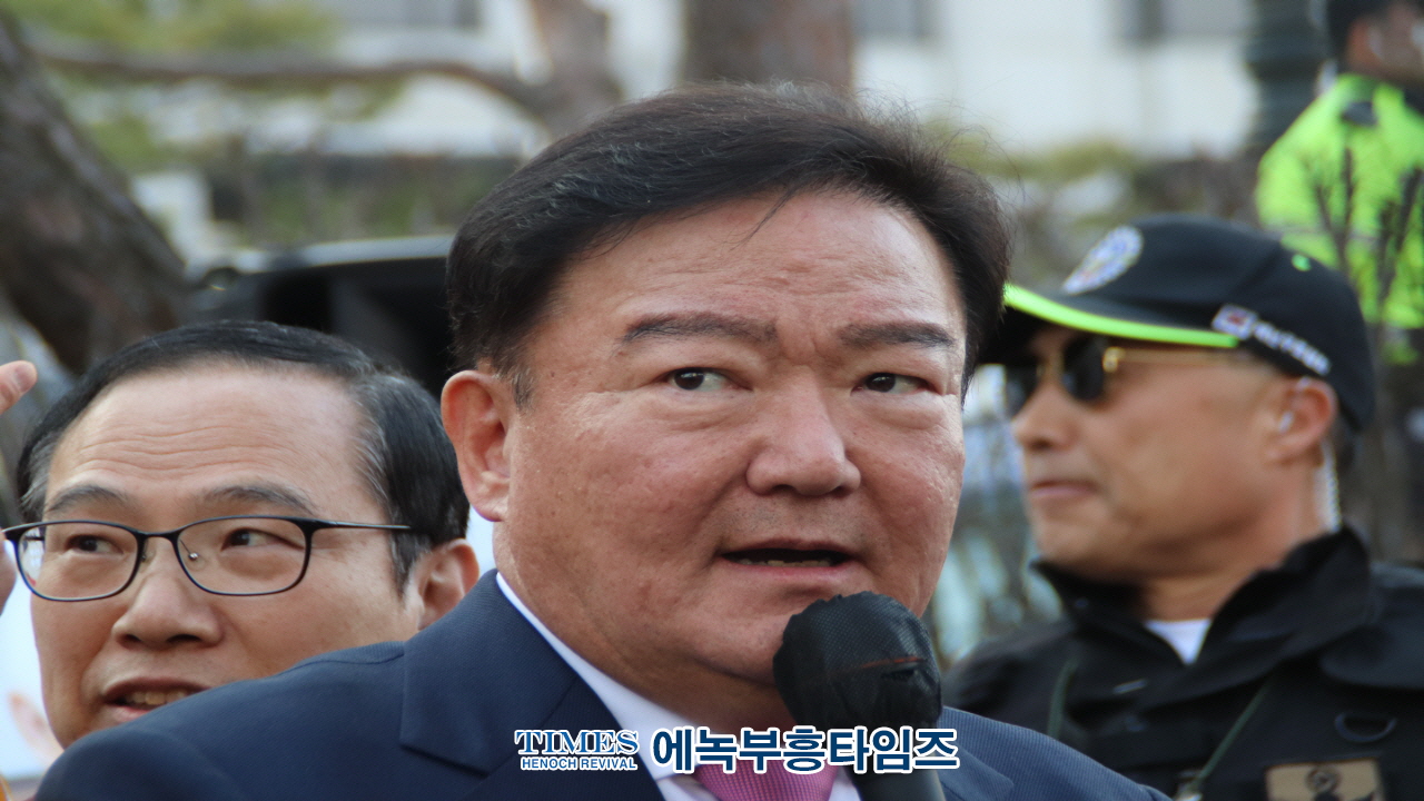 (하보)기독교인들, 123비상계엄령 정당성 인정 촉구 릴레이 삭발식