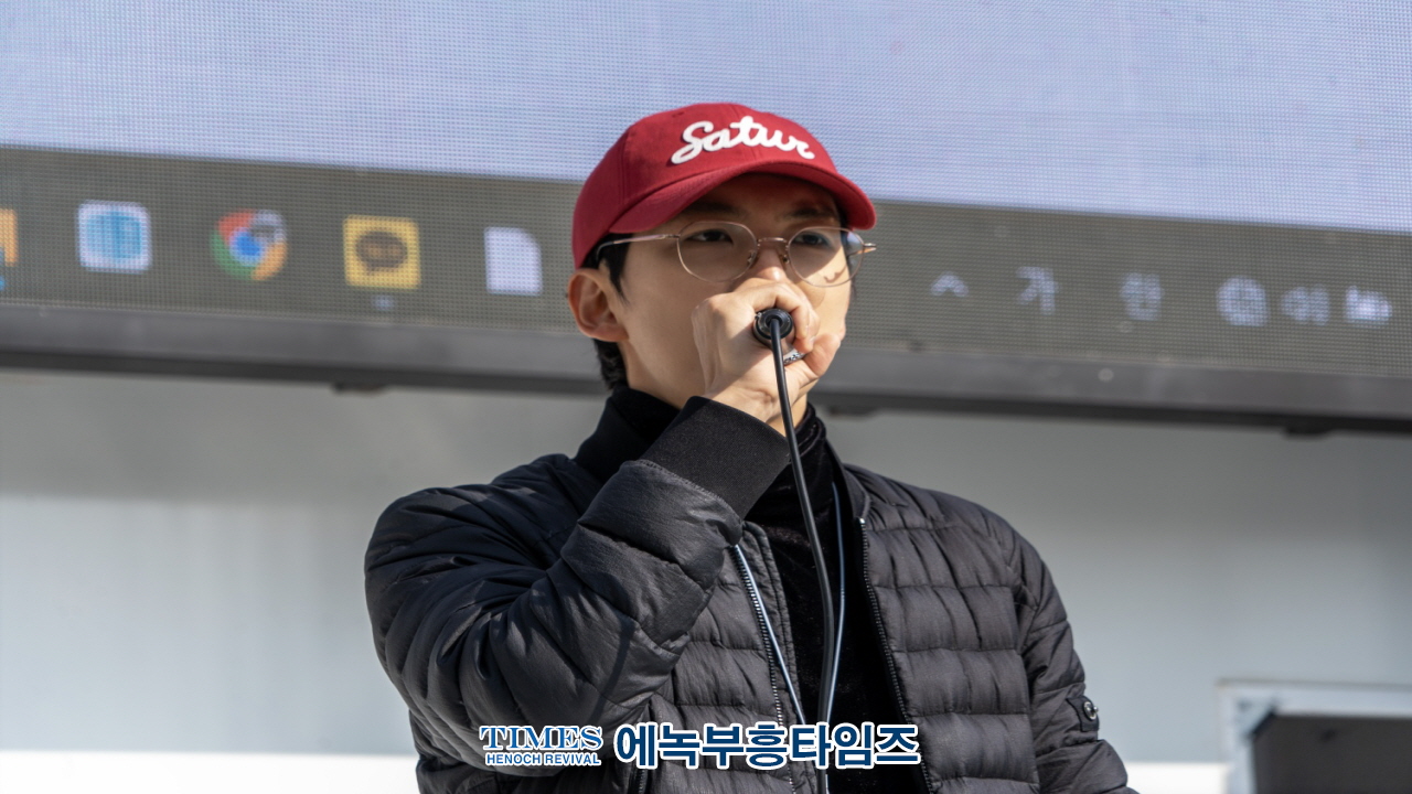 ‘탄핵각하, 즉각복귀!’ 애국 시민들의 목소리, 문화콘서트로 울려 퍼지다