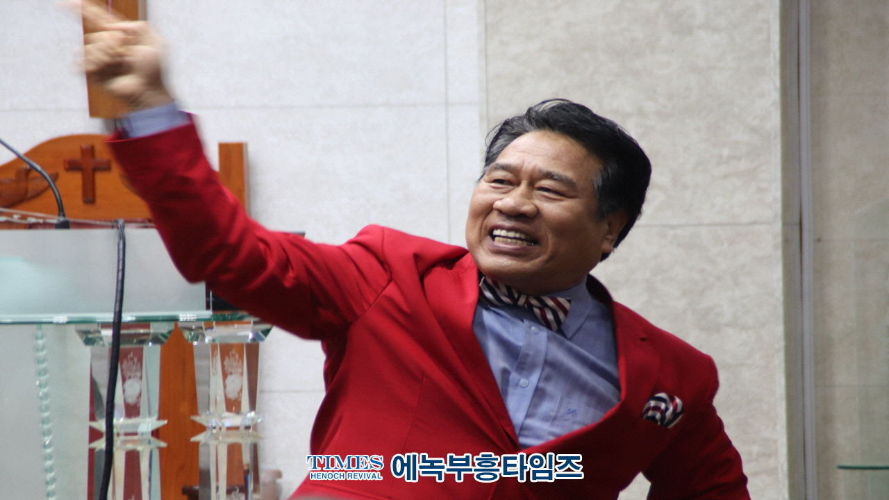 월기총·지선협 연합, 구국 비상기도대성회 성황리에 개최