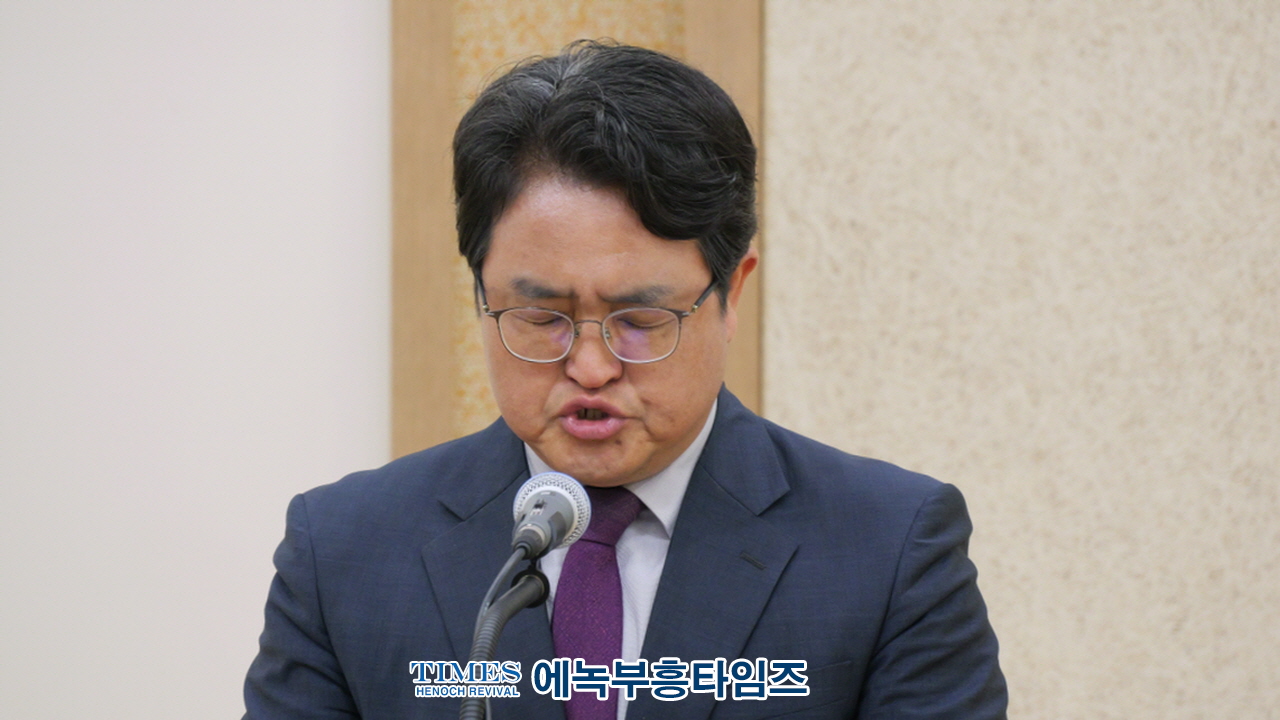 "부활의 빛, 경찰 공동체와 지역 사회를 향한 소망의 예배"