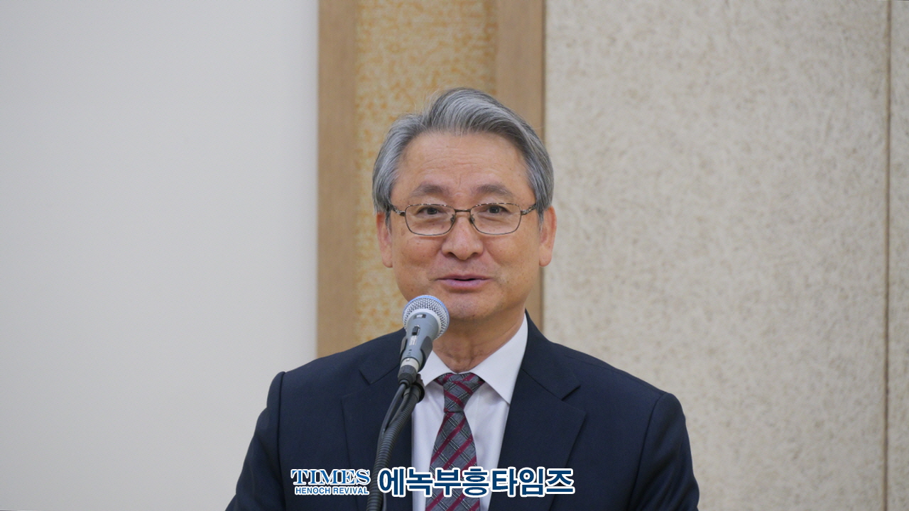 "부활의 빛, 경찰 공동체와 지역 사회를 향한 소망의 예배"