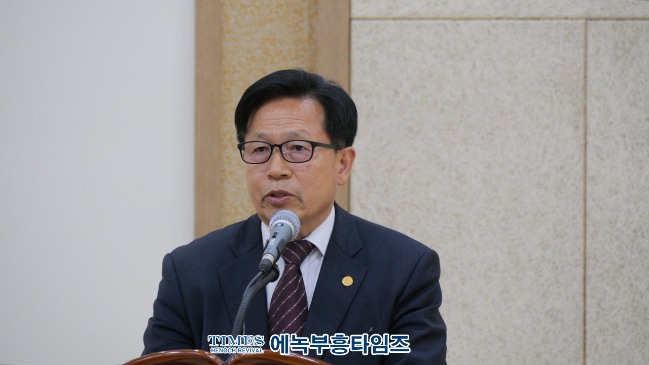 "부활의 빛, 경찰 공동체와 지역 사회를 향한 소망의 예배"