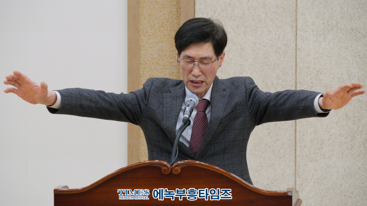 "부활의 빛, 경찰 공동체와 지역 사회를 향한 소망의 예배"