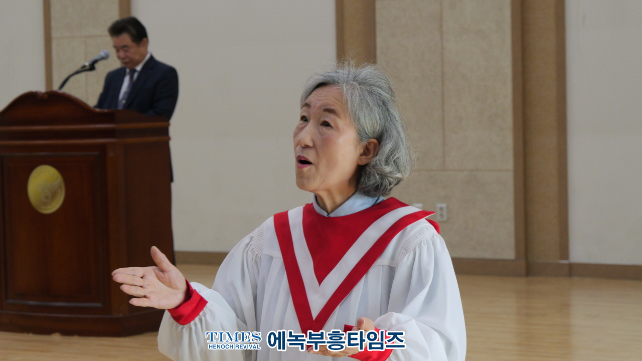 "부활의 빛, 경찰 공동체와 지역 사회를 향한 소망의 예배"