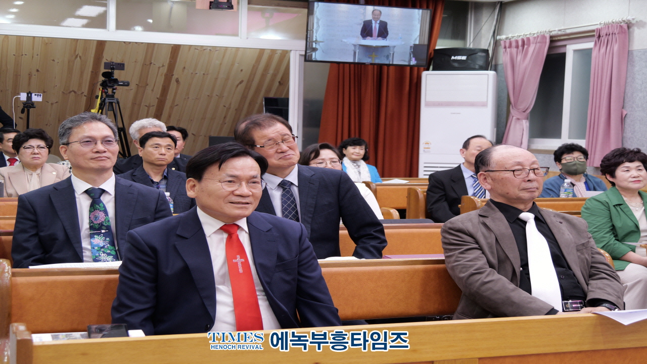 “부활의 증인으로 살자” — 한국기독교보수교단협의회, 부활절 감사예배 드려